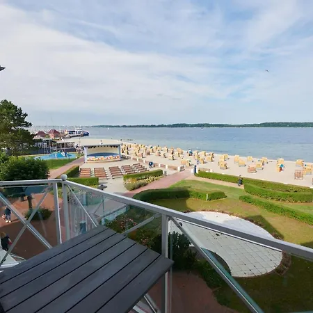 Strandhotel Nr 25 라보에